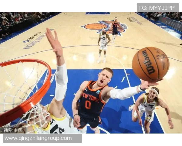 迪文岑佐表现出色9投5中三分球命中率高达57贡献15分3篮板8助攻助球队取胜